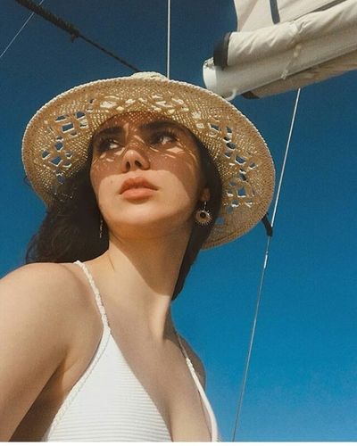 Almila Ada seksi ifşa fotoğrafı 239