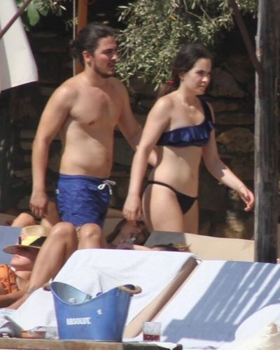 Almila Ada seksi ifşa fotoğrafı 83