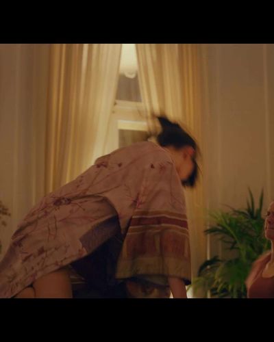 Almila Bağrıaçık seksi ifşa fotoğrafı 21 — Av Mevsimi (2022)