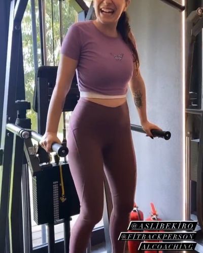 Aslı Bekiroğlu seksi ifşa fotoğrafı 174