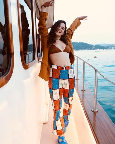 Aslı Bekiroğlu seksi ifşa fotoğrafı 176
