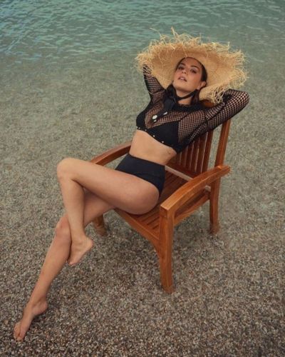 Aslı Bekiroğlu seksi ifşa fotoğrafı 218