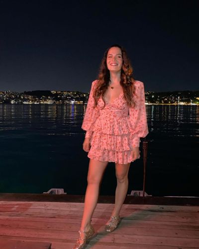 Aslı Bekiroğlu seksi ifşa fotoğrafı 252