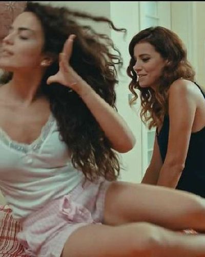Aslı Bekiroğlu seksi ifşa fotoğrafı 403