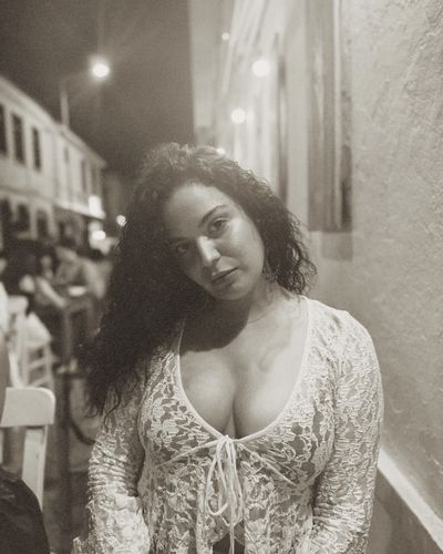 Aslı Bekiroğlu seksi ifşa fotoğrafı 483