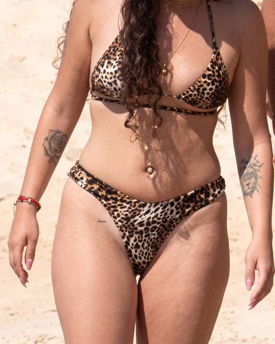 Aslı Bekiroğlu seksi ifşa fotoğrafı 507