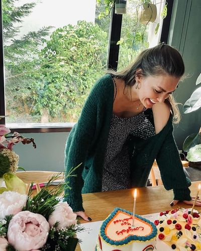 Aslı Enver seksi ifşa fotoğrafı 116