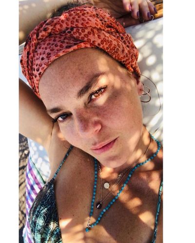 Aslı Enver seksi ifşa fotoğrafı 148