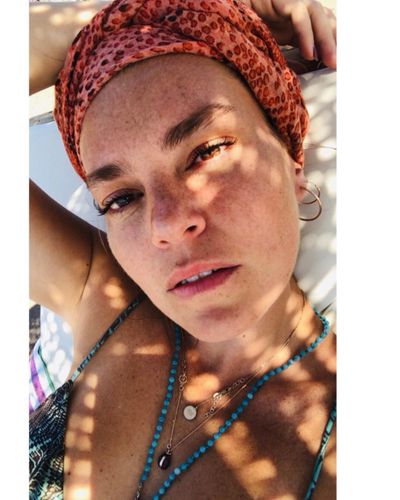 Aslı Enver seksi ifşa fotoğrafı 149