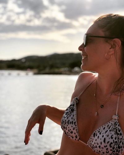 Aslı Enver seksi ifşa fotoğrafı 162