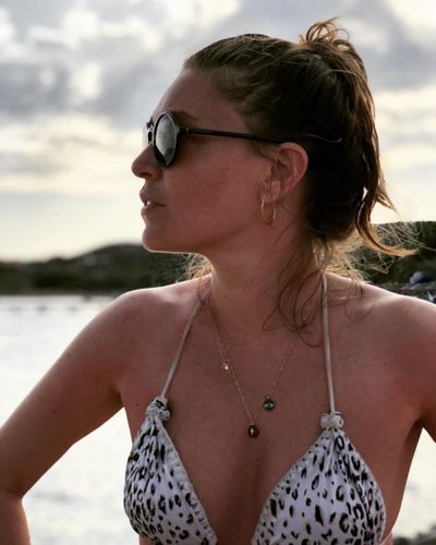Aslı Enver seksi ifşa fotoğrafı 164