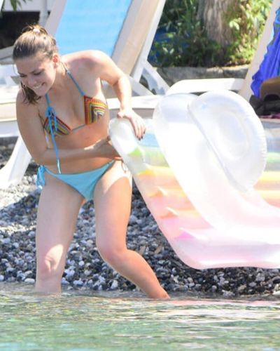 Aslı Enver seksi ifşa fotoğrafı 174