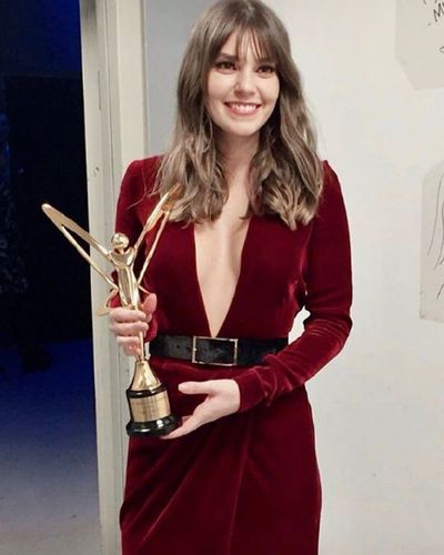 Aslı Enver seksi ifşa fotoğrafı 198