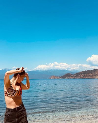 Aslı Enver seksi ifşa fotoğrafı 75
