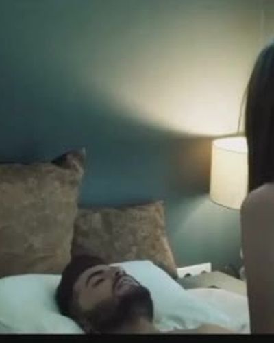 Aslı Şimşek seksi ifşa fotoğrafı 21 — Aşk Seni Bulur (2020)