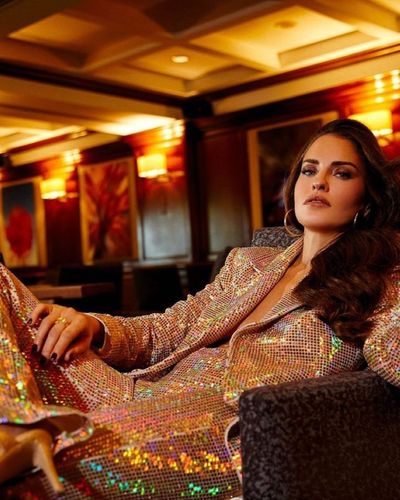 Aslı Tandoğan seksi ifşa fotoğrafı 13