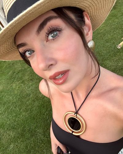 Aslıhan Güner seksi ifşa fotoğrafı 1026