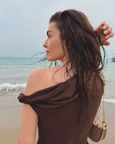 Aslıhan Güner seksi ifşa fotoğrafı 1060