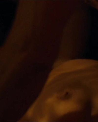 Aslıhan Gürbüz seksi ifşa fotoğrafı 3 — Kor (2022)