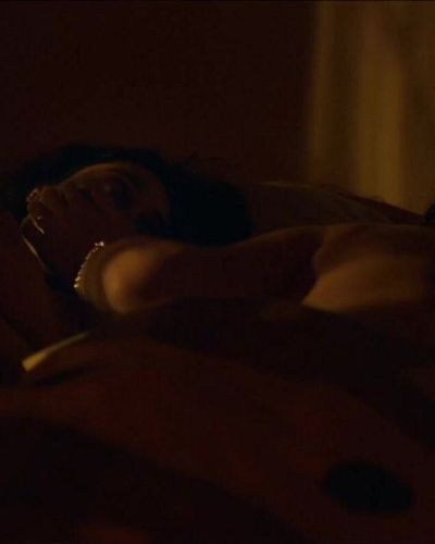 Aslıhan Gürbüz seksi ifşa fotoğrafı 6 — Kor (2022)