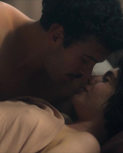 Asude Kalebek seksi ifşa fotoğrafı 4 — Kulüp (2021)