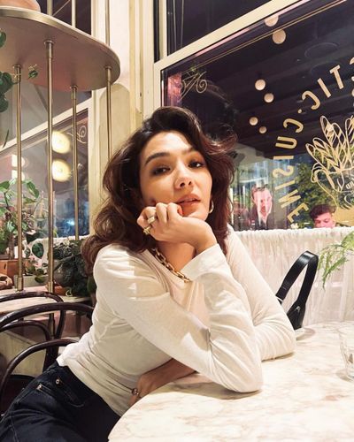 Aybüke Pusat seksi ifşa fotoğrafı 95316