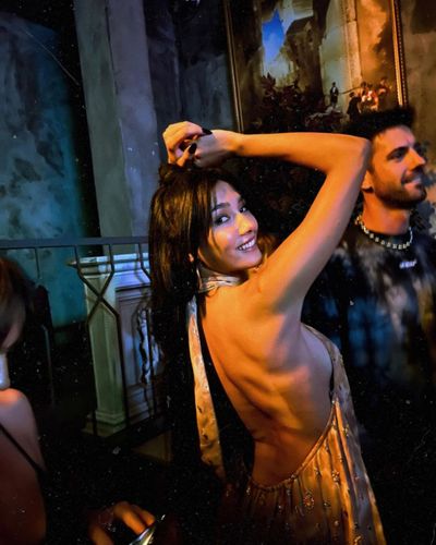 Aybüke Pusat seksi ifşa fotoğrafı 95304