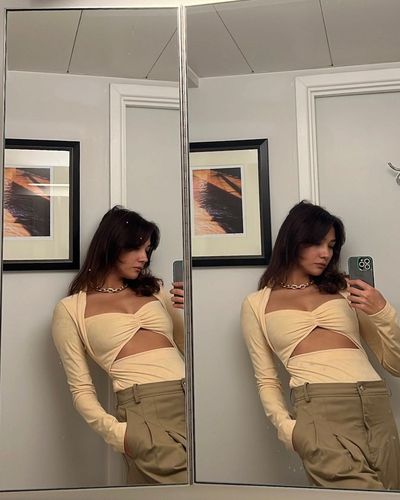 Aybüke Pusat seksi ifşa fotoğrafı 95301