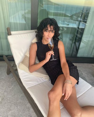 Aybüke Pusat seksi ifşa fotoğrafı 95220