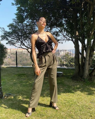 Aybüke Pusat seksi ifşa fotoğrafı 95217