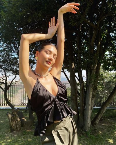 Aybüke Pusat seksi ifşa fotoğrafı 95204