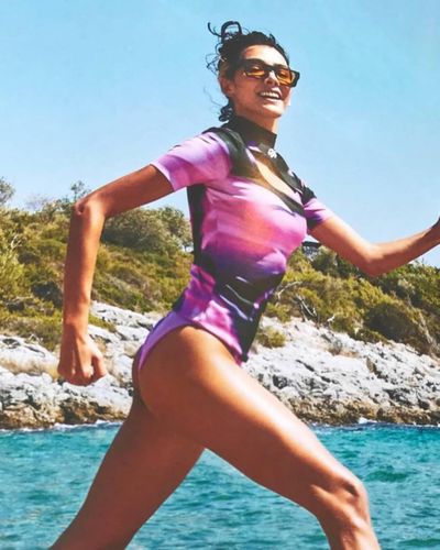 Aybüke Pusat seksi ifşa fotoğrafı 95153