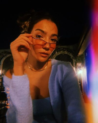 Aybüke Pusat seksi ifşa fotoğrafı 95115