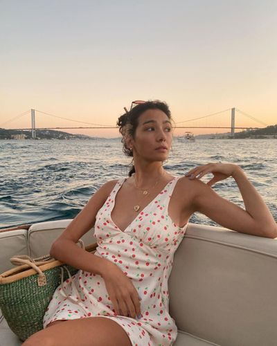 Aybüke Pusat seksi ifşa fotoğrafı 95093