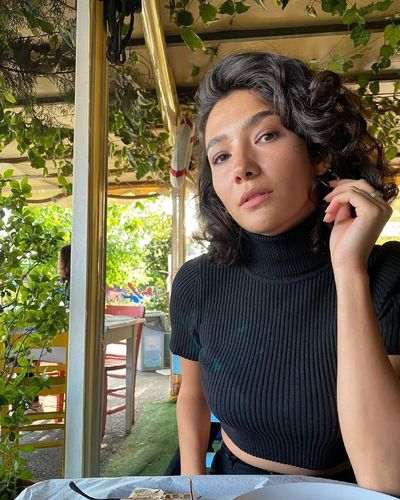 Aybüke Pusat seksi ifşa fotoğrafı 95086