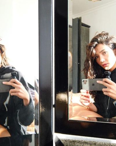 Aybüke Pusat seksi ifşa fotoğrafı 95080