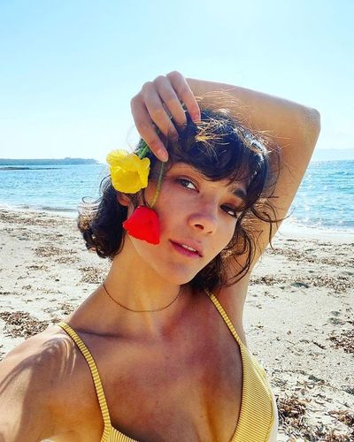 Aybüke Pusat seksi ifşa fotoğrafı 95040