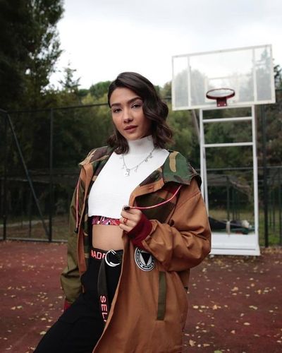 Aybüke Pusat seksi ifşa fotoğrafı 95023