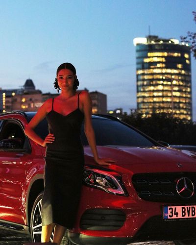 Aybüke Pusat seksi ifşa fotoğrafı 95020