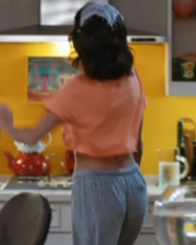 Aybüke Pusat seksi ifşa fotoğrafı 94990