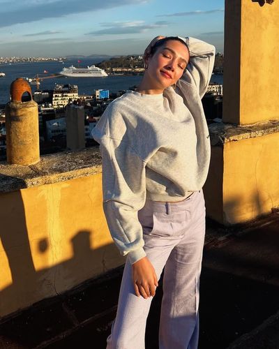 Aybüke Pusat seksi ifşa fotoğrafı 583