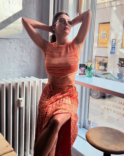 Aybüke Pusat seksi ifşa fotoğrafı 593