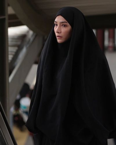 Aybüke Pusat seksi ifşa fotoğrafı 626
