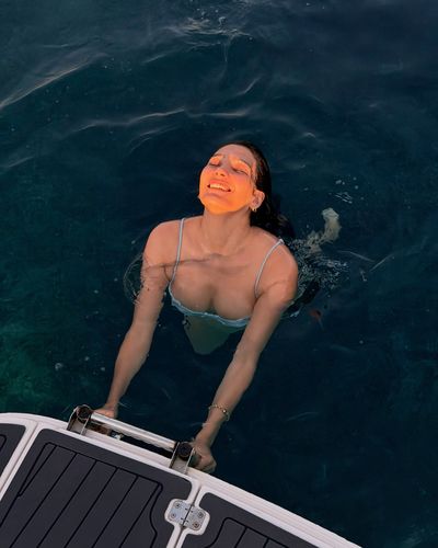 Aybüke Pusat seksi ifşa fotoğrafı 666