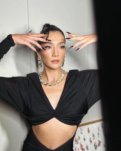 Aybüke Pusat seksi ifşa fotoğrafı 1214