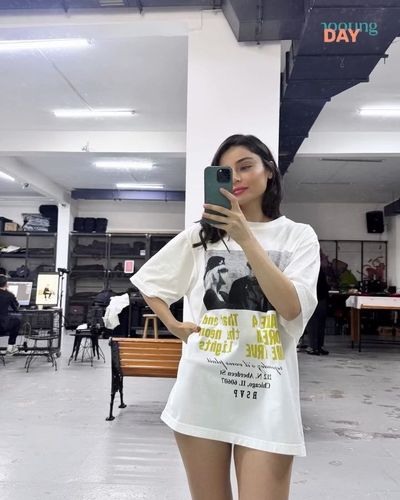 Ayça Ayşin Turan seksi ifşa fotoğrafı 1083