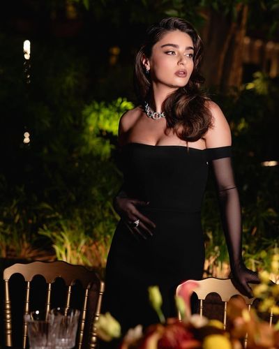 Ayça Ayşin Turan seksi ifşa fotoğrafı 10