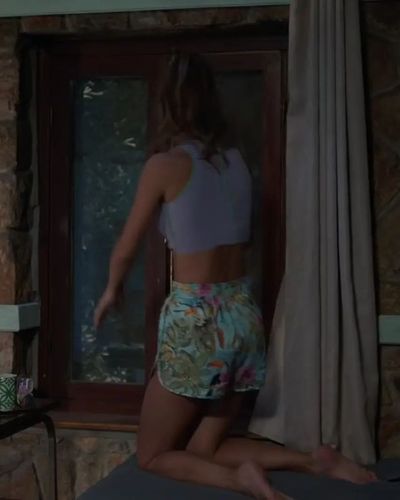 Ayça Ayşin Turan seksi ifşa fotoğrafı 392