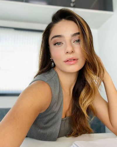 Ayça Ayşin Turan seksi ifşa fotoğrafı 437