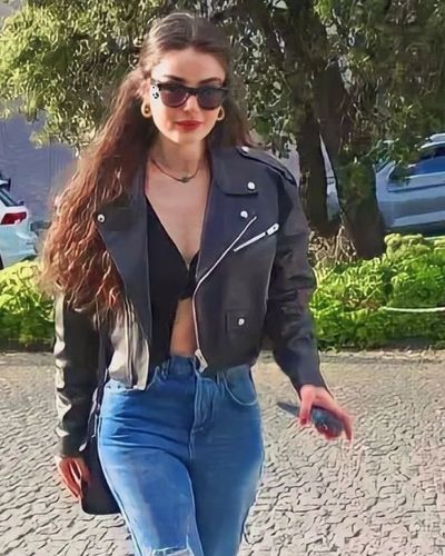 Ayça Ayşin Turan seksi ifşa fotoğrafı 47